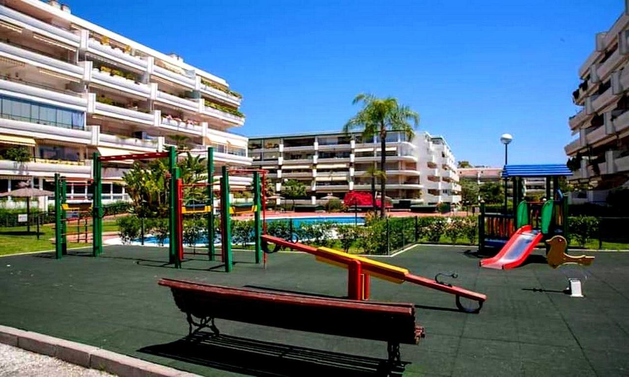 Apartamento En Marbella Junto A Campos De Golf Exterior photo